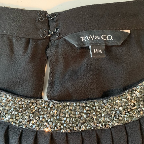 RW&Co pleated halter dress excellent condition - Picture 5 of 6